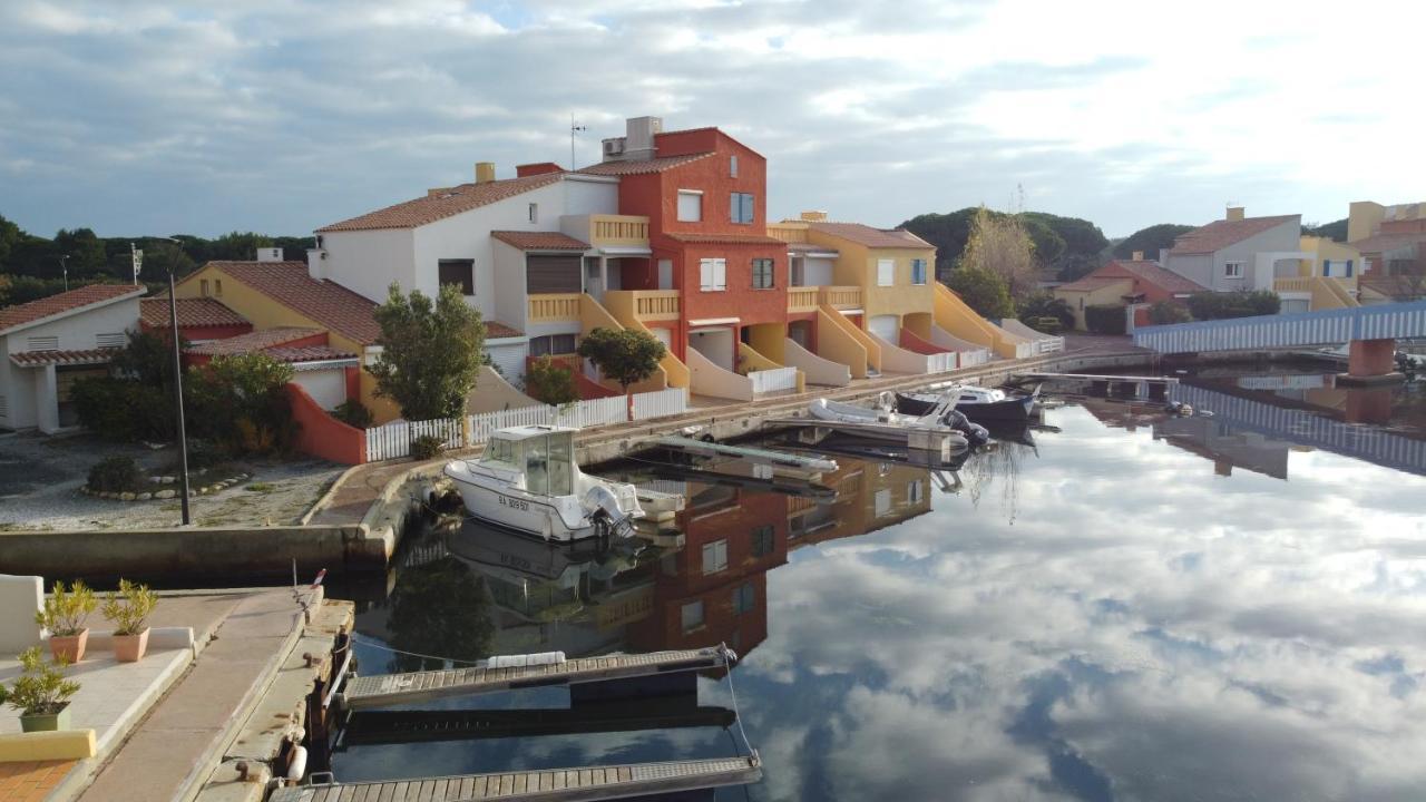 Marina Les Pieds Dans L Eau Apartment Le Barcarès Exterior foto
